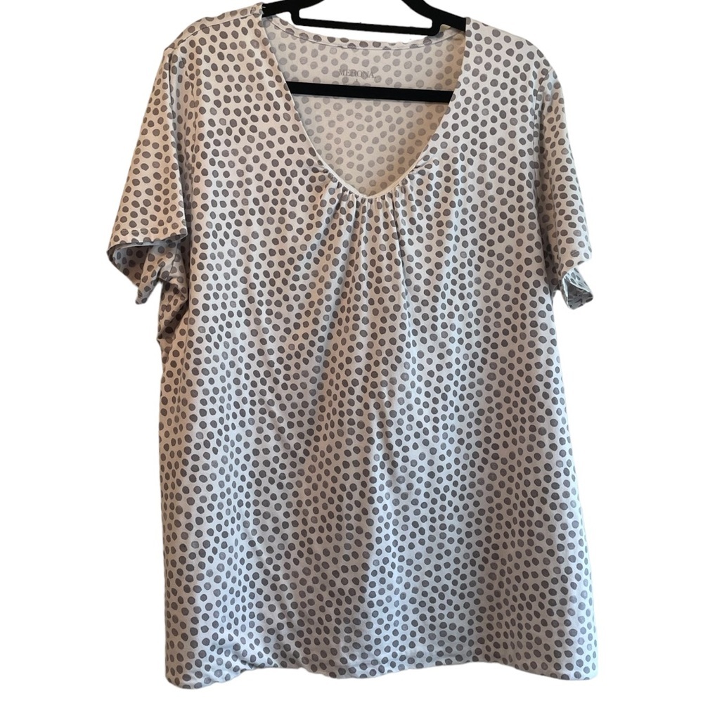 Merona woman’s white & grey short‎ sleeve top, size large